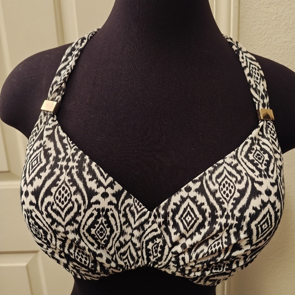Victoria's Secret ikat Print Halter Bikini w Gold Hardware Detail. - Picture 1 of 10